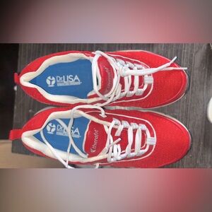 Dr. Lisa Therafit Sneakers